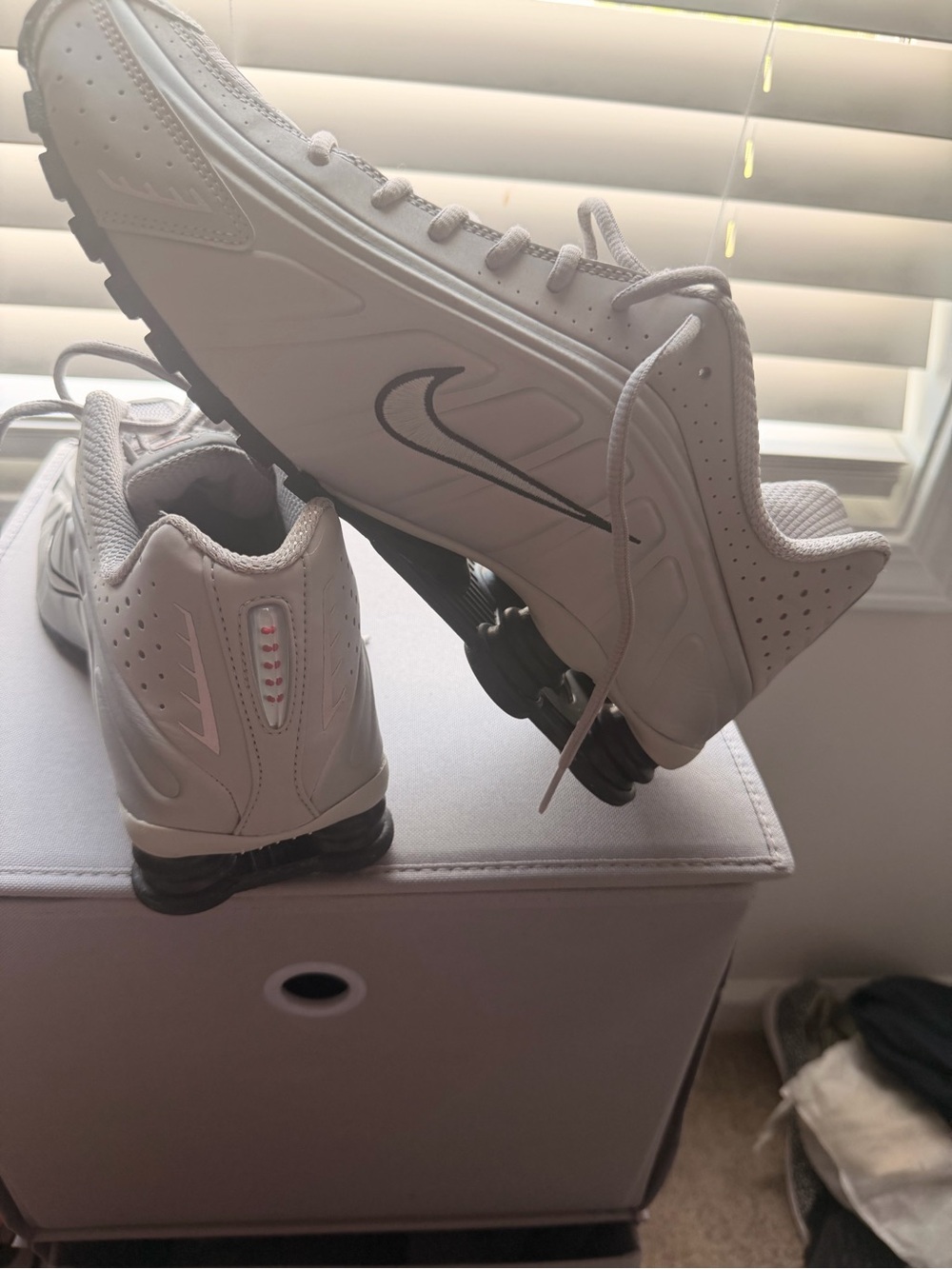 Nike shox R4 - Picture 3 of 7